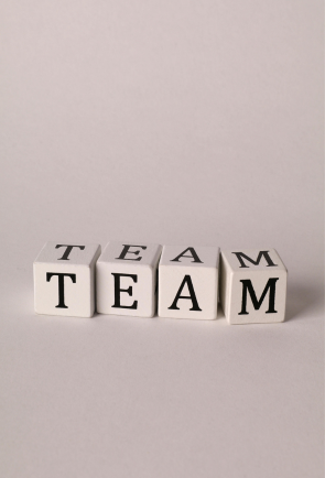 Optimal Team Composition: Maximizing Benefits While Minimizing Collaboration Costs
